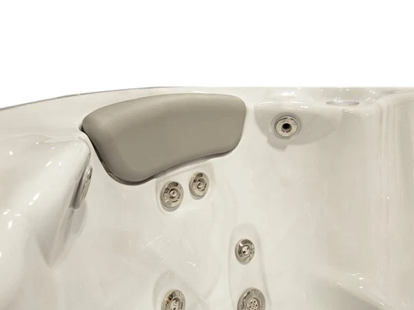 Premium Whirlpool mit automatischer Wasserreinigung nahe Koblenz und Neuwied