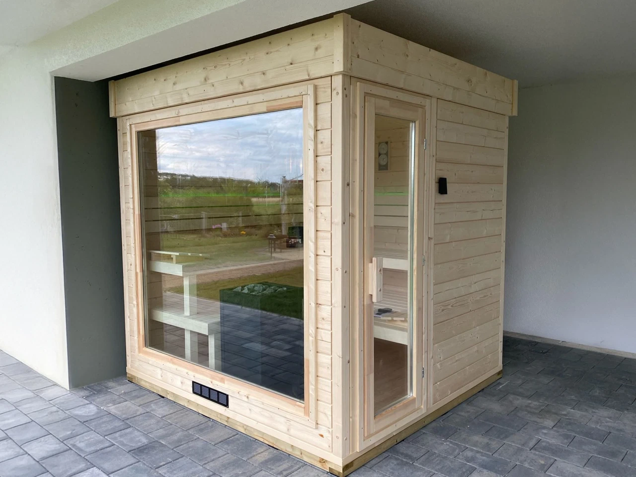 Gartensauna GABI mit Glasfront – Bild 19