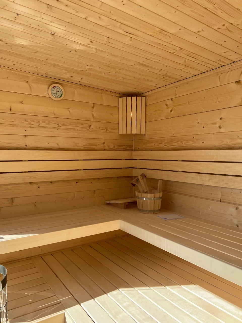 Gartensauna GABI mit Glasfront – Bild 23