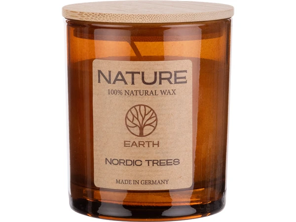 duftkerze im glas nordic trees, duftkerze kaufen, natur duftkerze deutschland, nordic trees duftkerze detail, aroma kerze nordic trees, premium duftkerze, duftkerze glas design, duftkerze wohnraum, aromakerze modern, duftkerze für wohnung, duftkerze wellness zuhause, aromatherapie kerze, NATURE Duftkerze Nordic Trees Minimalistische Duftkerze aus natürlichem Wachs – warme Atmosphäre und hochwertige Qualität aus Deutschland