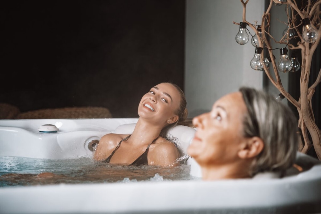 Premium Outdoor Whirlpool für Wellness zuhause nahe Koblenz und Bonn
