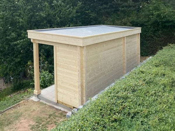 Gartensauna kaufen nahe Düsseldorf mit der hochwertigen Sauna SANDRA 5823 von Relaxklusiv