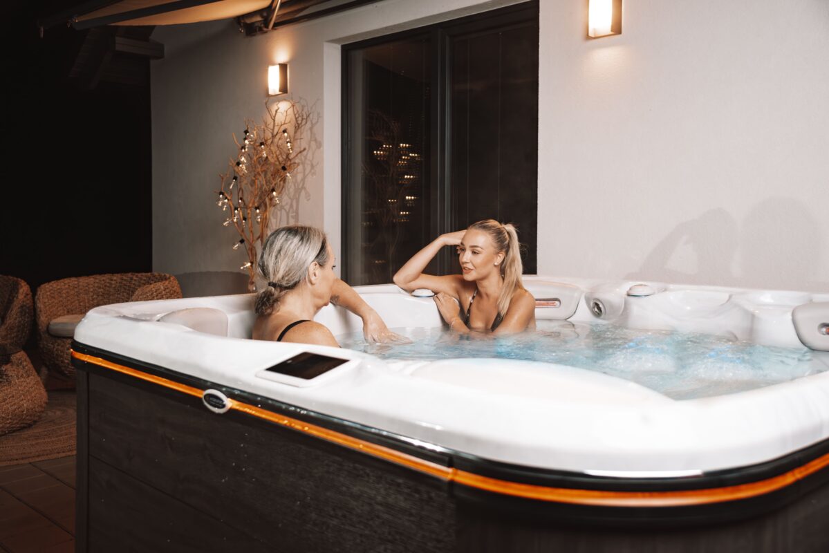 Hochwertiger Outdoor Whirlpool mit modernem Design und Wellnesskomfort nahe Neuwied