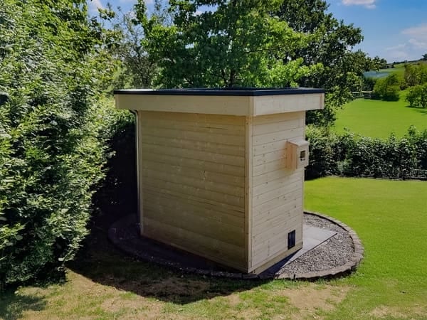 Exklusive Gartensauna FRANCIS von Relaxklusiv aus Vettelschoß im Kreis Neuwied