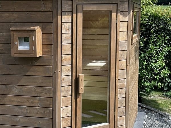 Hochwertige Gartensauna für den Außenbereich nahe Köln und dem Rhein-Sieg-Kreis