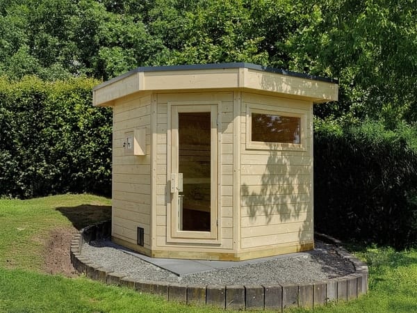 Gartensauna FRANCIS 5-Eck von Relaxklusiv nahe Bonn und Köln kaufen