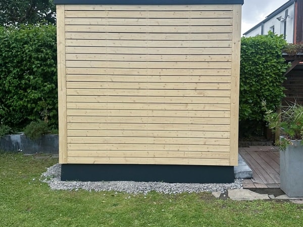 Hochwertige Gartensauna mit Terrasse und Glasfront nahe Neuwied und dem Rhein-Sieg-Kreis