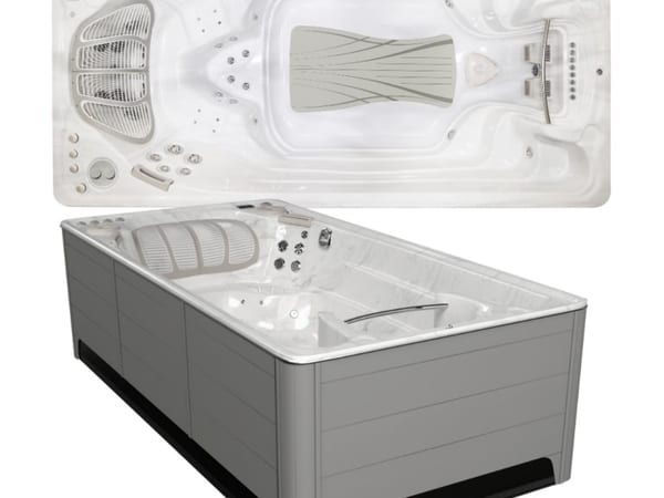 Hydropool AquaTrainer 16EX Swim Spa selbstreinigend Garten