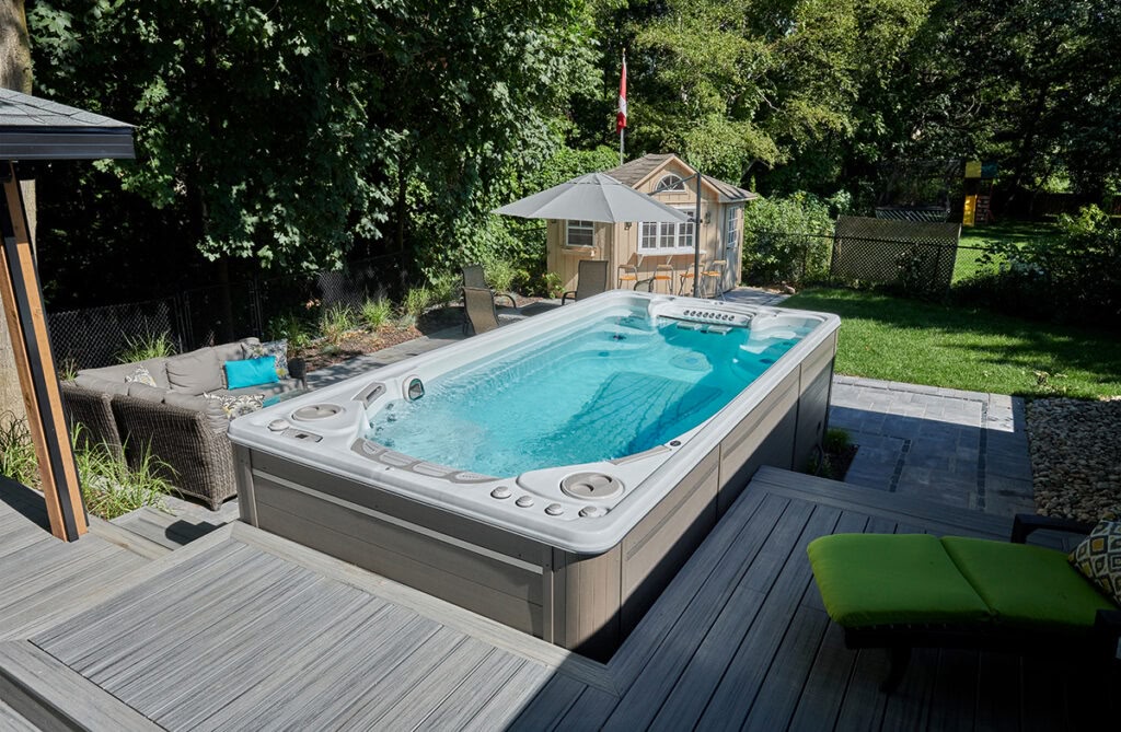 Luxus Swim Spa Executive Trainer 16EX für Fitness und Wellness zuhause in Nordrhein-Westfalen