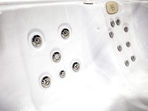 Hydro Massagedüsen von Serenity 6900 Whirlpool