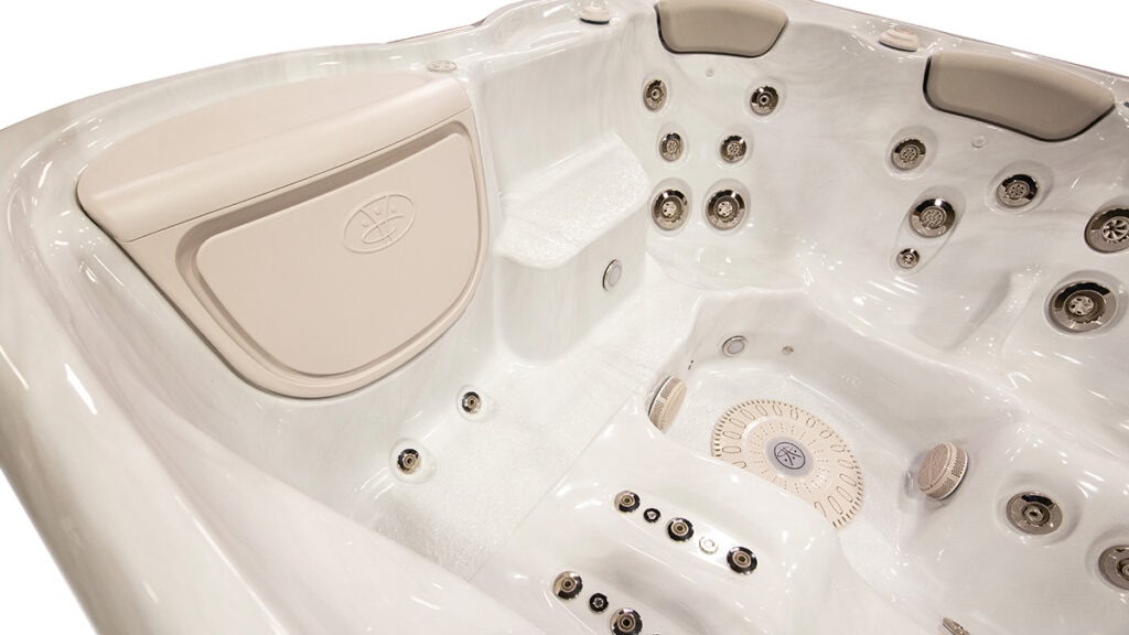 Hydropool Whirlpool Nutzung Garten Wellness zuhause