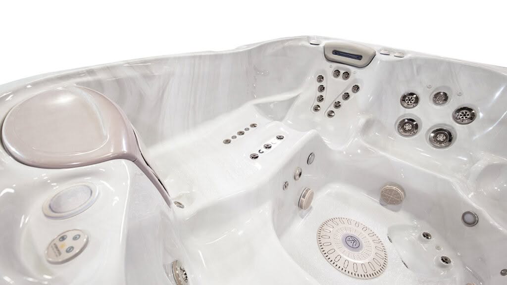Hochwertiger Whirlpool für bis zu 7 Personen mit Hydrotherapie nahe Leverkusen kaufen Relaxklusiv