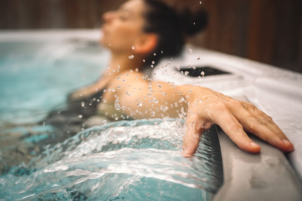 Aqua Trainer 17AX Swim Spa mit Hydrotherapie und Selbstreinigung in Rheinland-Pfalz